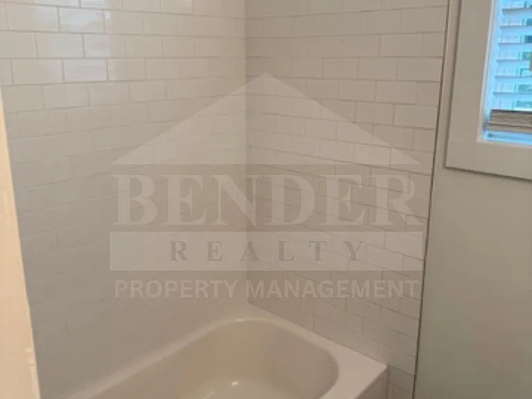 540 20th St NW — Photo 11