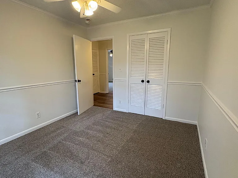 571 Winding Creek Rd #F — Photo 24
