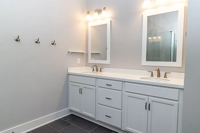 110 Oak Park Dr — Photo 29