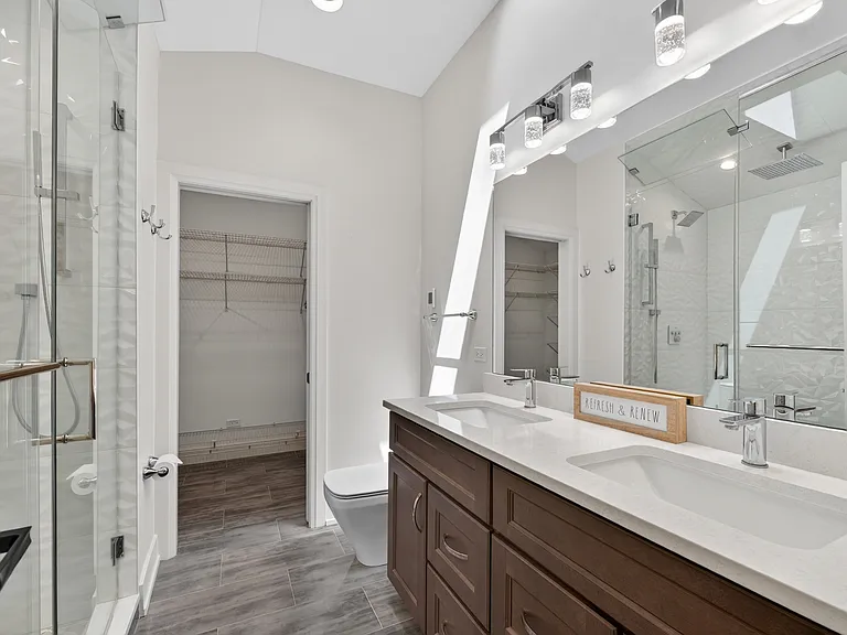 13 Eton Ct — Photo 12