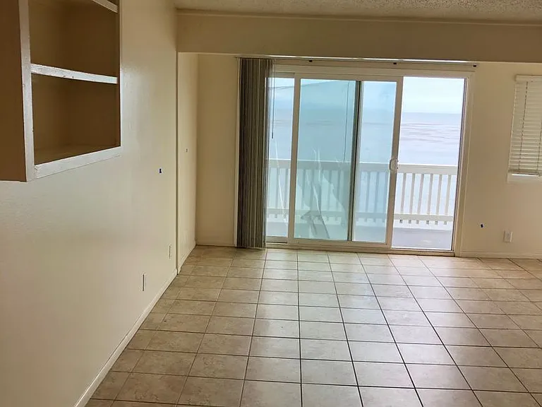 6561 Del Playa Dr — Photo 5