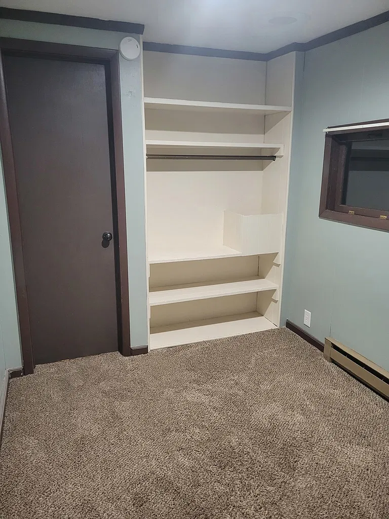 2 bedroom/1 bathroom Upper Unit — Photo 4