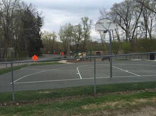 5225 Saint Marys Rd, Mound, MN 55364