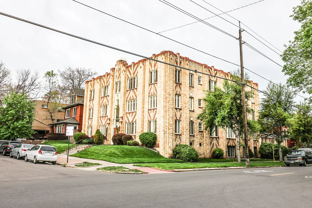 Building Photo - 1165 Columbine St #13