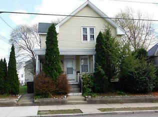 621 Academy Ave, Providence, RI 02908