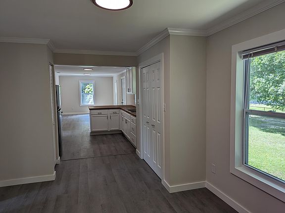 2nd image of 215 Union Ave SE