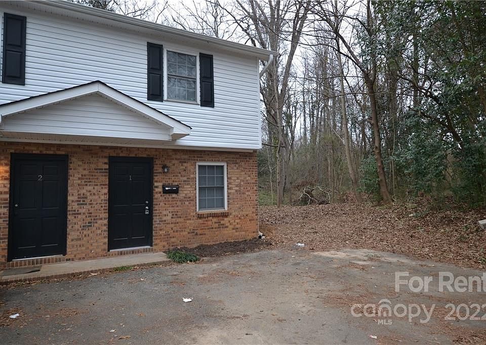 1st image of 118 Ethel Dr #1