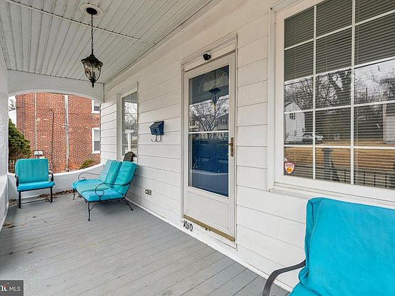 5th image of 1010 Mulberry St