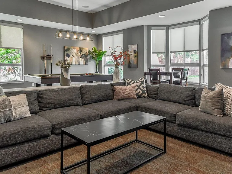 Pointe at Saint Joseph Apartment Homes — Photo 17