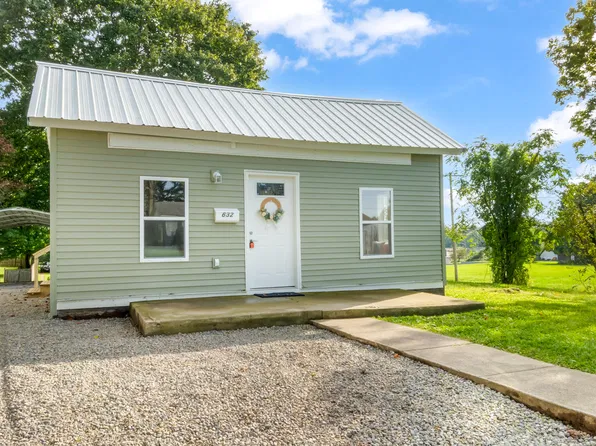 632 Oakland Ave, Bellefontaine, OH 43311