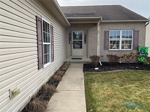 3rd image of 7315 Bay Harbour Ct