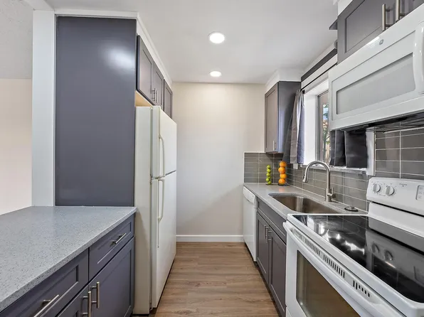 6120 NE Forest Hill Boulevard #103, West Palm Beach, FL 33415