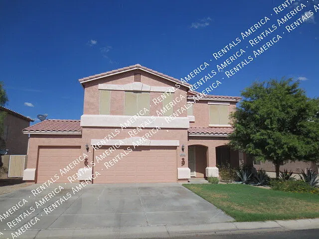 Beautiful Johnson Ranch home with a 3 car garage! — Photo 1