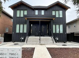 7962 Inverness St #2, Vancouver, BC V5X4E9