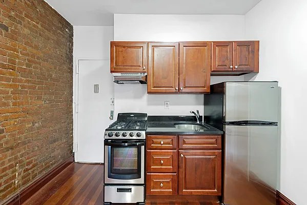 Rented by Compass | media 6