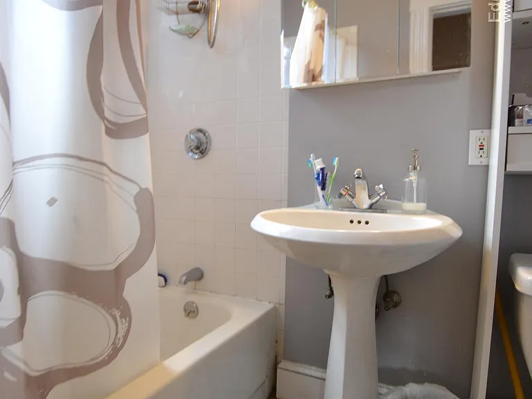39 Mount Hood Rd #6 — Photo 6