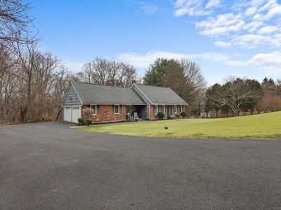 26 Bridle Road, New Milford, CT, 06776