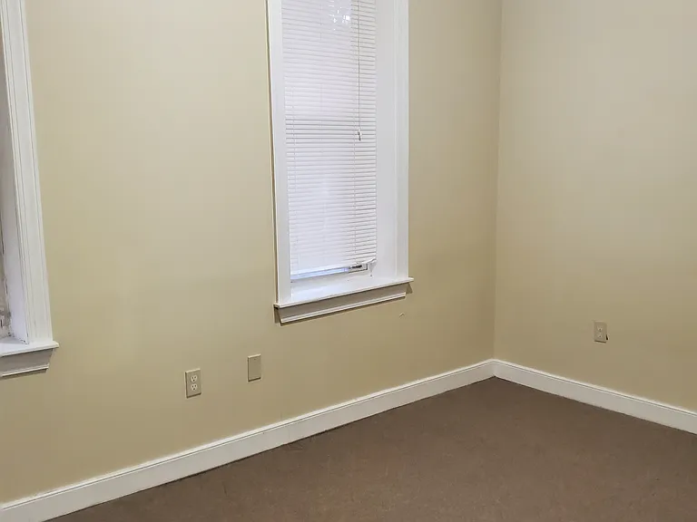 702 N Franklin St #1 — Photo 16