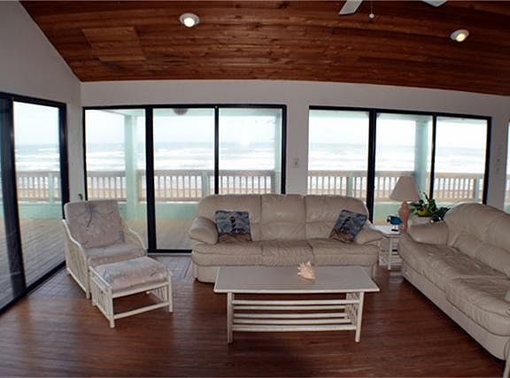 3rd image of 23130 Gulf Dr