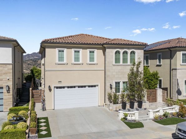 11967 Carabella Ct, Porter Ranch — photo 1