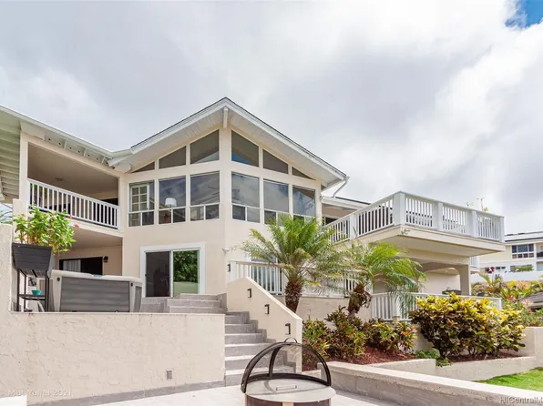 1065 Kalihiwai Pl, Honolulu, HI 96825