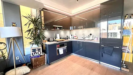 190 South First Street, #5A