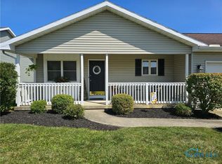 321 California Ave, Findlay, OH 45840
