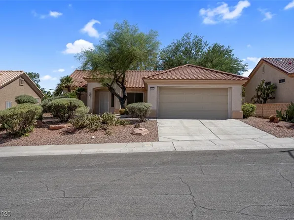 10013 Crescent Creek Dr, Las Vegas, NV 89134