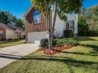5812 Avalon Ct, Hermitage, TN 37076