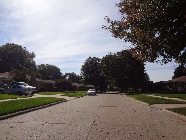2nd image of 9285 Louis Ave