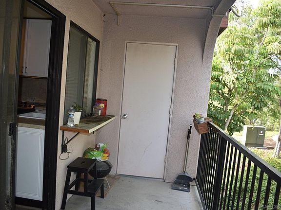 3rd image of 7838 Cowles Mountain Ct Unit C-38