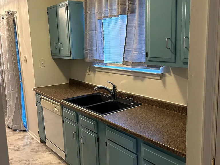 388 Aldeberan Dr — Photo 4