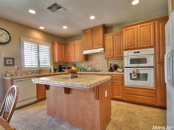 4th image of 2130 Palomino Way