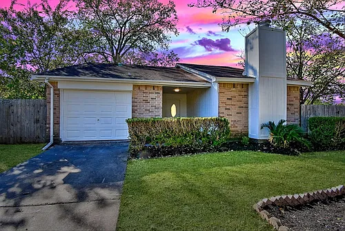 10010 Tahoka Ln Photo 1