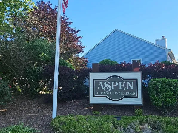 2307 Aspen Dr, Plainsboro, NJ 08536