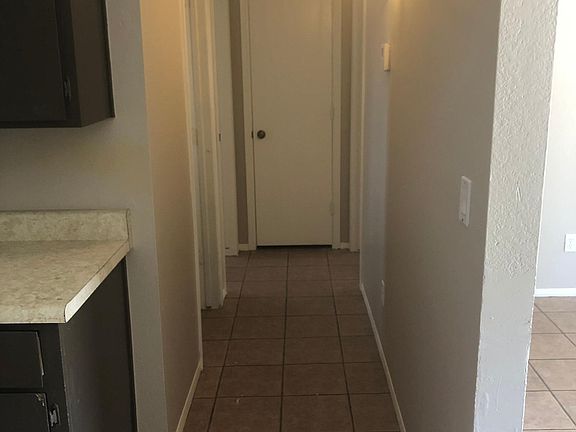 4th image of 461 E 9th Ave APT 1