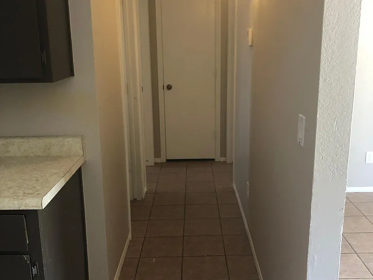 461 E 9th Ave #1 — Photo 4