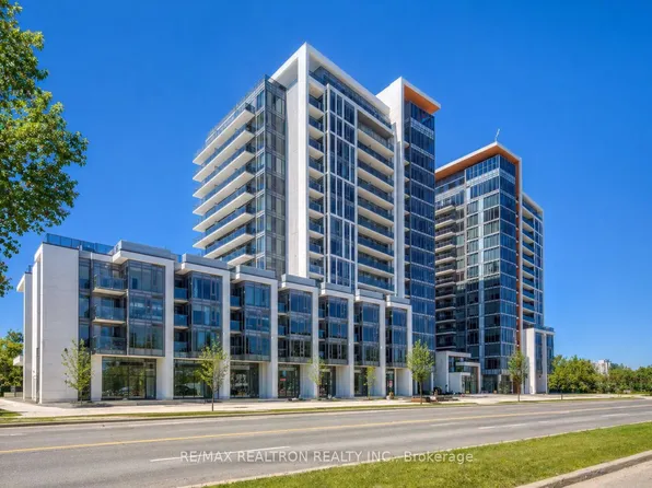 9608 Yonge St #606, Richmond Hill, ON L4C 0X4