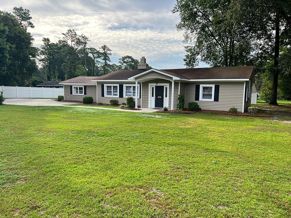 1st image of 106 S Harding Dr