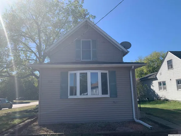 543 20th St SE, Mason City, IA 50401