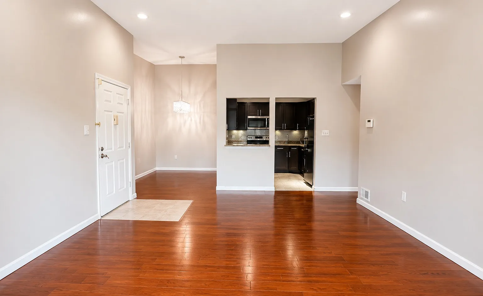 2 bed, 1108 sqft, $2,599 — Photo 2
