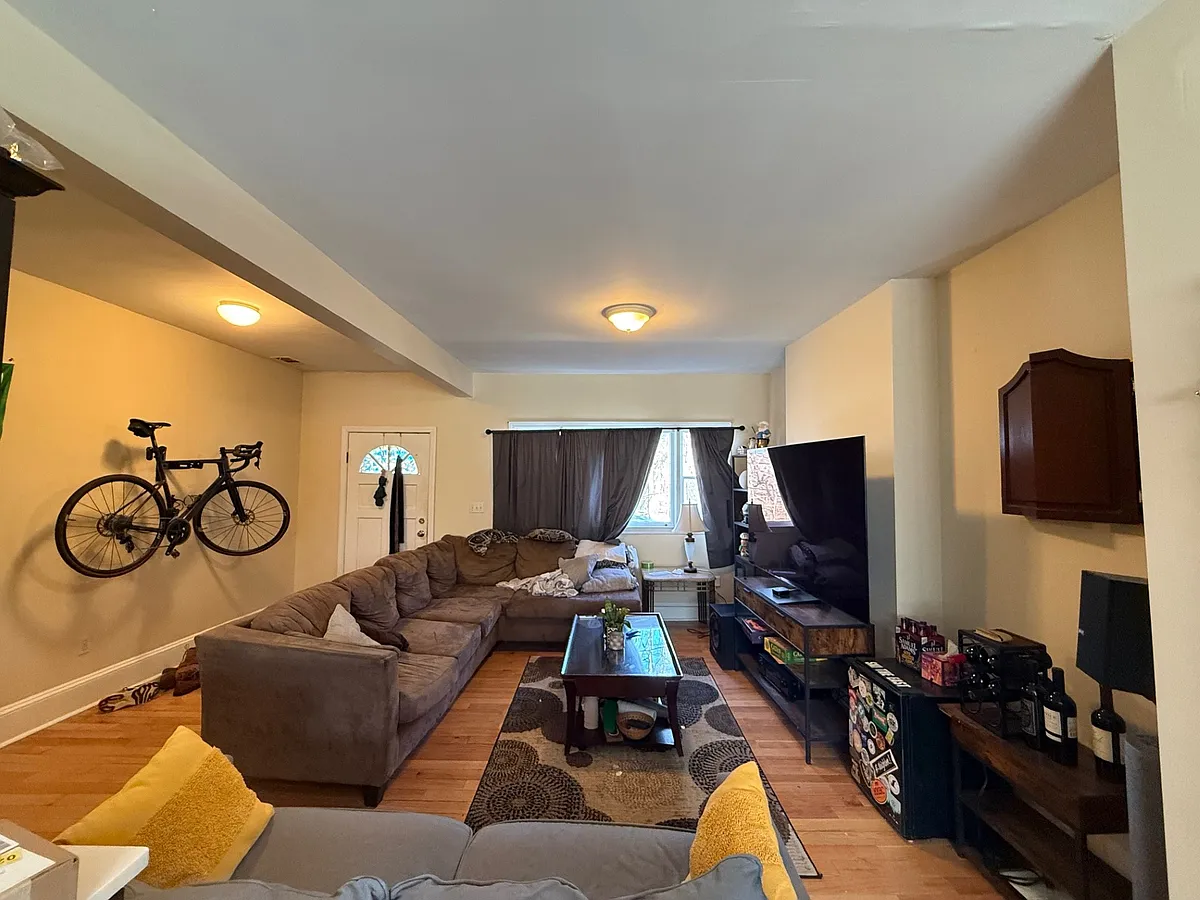 Building Photo - 31 Gerrish St #1