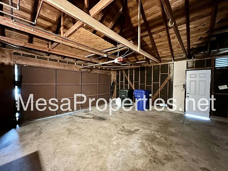 12392 Whistler St — Photo 24
