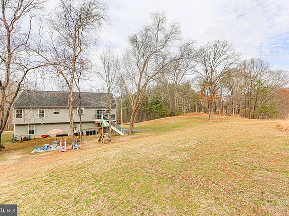2nd image of 189 Ruby Glen Ln