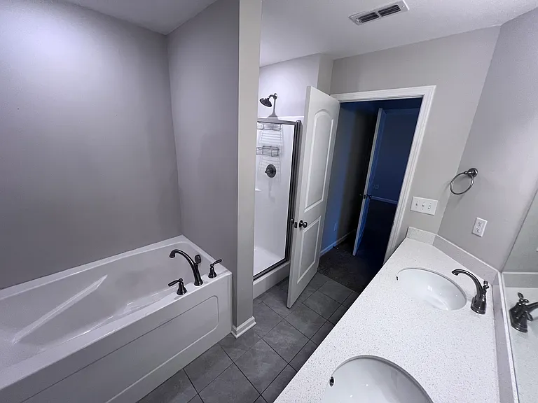 3250 Clemons Cir — Photo 8