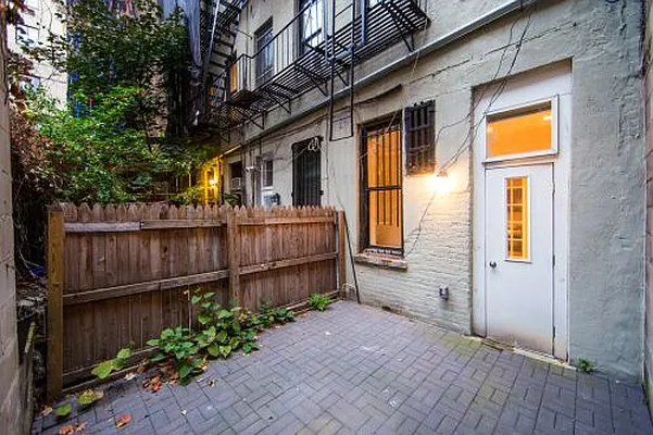 Rented by Icon Realty Management | media 9