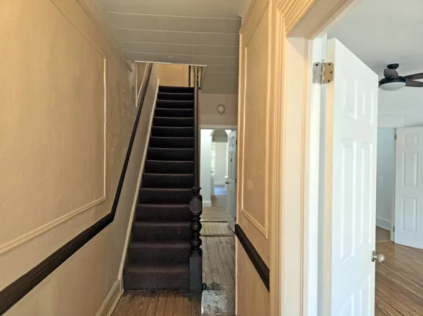 163 Mcdonald Avenue image 2 of 20