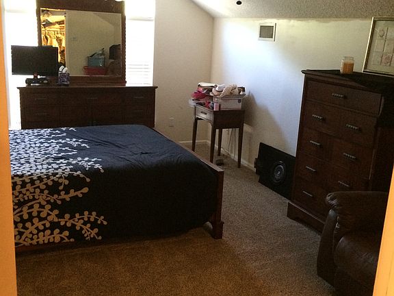 Bed/BonusRoom Walk-in Closet