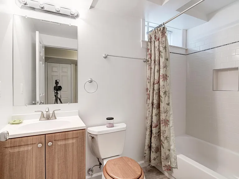 6275 Fenwick Rd — Photo 12