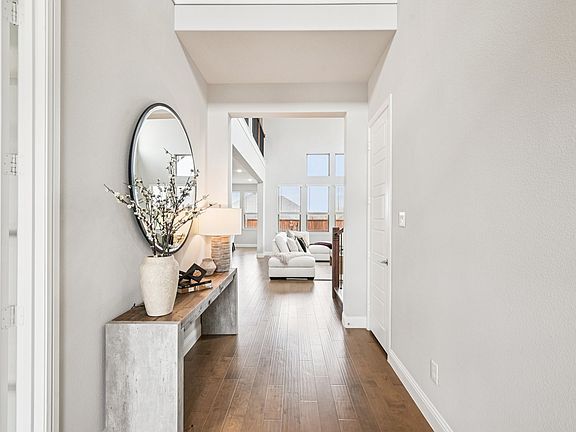 3rd image of 9780 Hickory Hill Rd